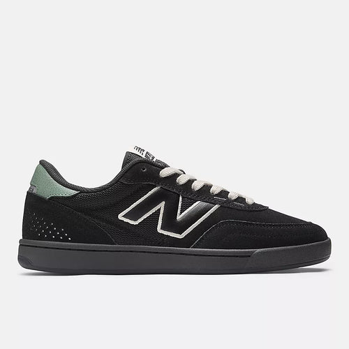 New Balance Numeric 440 V2 Skate Shoes - Black With White