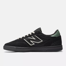 New Balance Numeric 440 V2 Skate Shoes - Black With White